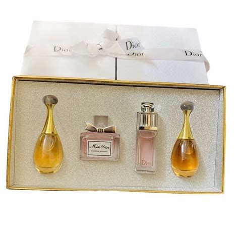 miniature de parfum dior|Dior miniature perfume gift set.